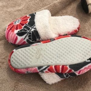 New without tags Vera Bradley slippers